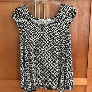 Max Studio B&W Tunic